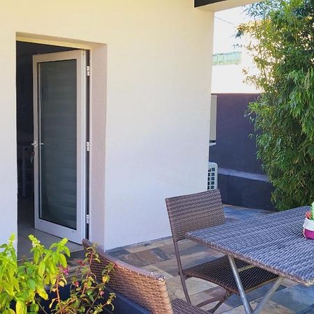 Studio Prive Attenant Villa Piscine Marseilles Exterior foto