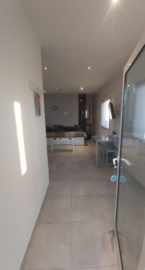 Studio Prive Attenant Villa Piscine Marseilles Exterior foto